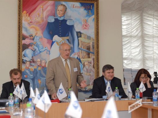 Выступление зам. директора ВНИИМП Б.Е. Гутника
